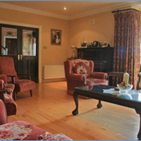 Tom & Eileen'S Farm Hotel Castlemaine Exterior foto