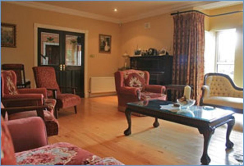 Tom & Eileen'S Farm Hotel Castlemaine Exterior foto