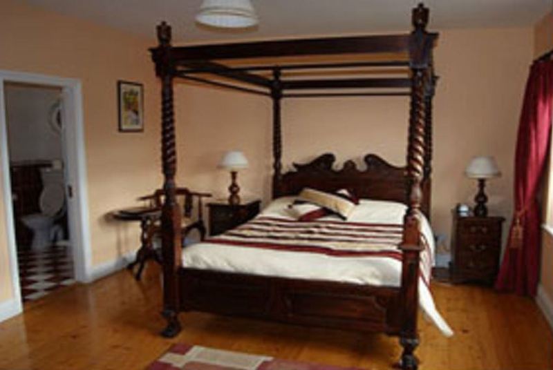 Tom & Eileen'S Farm Hotel Castlemaine Exterior foto